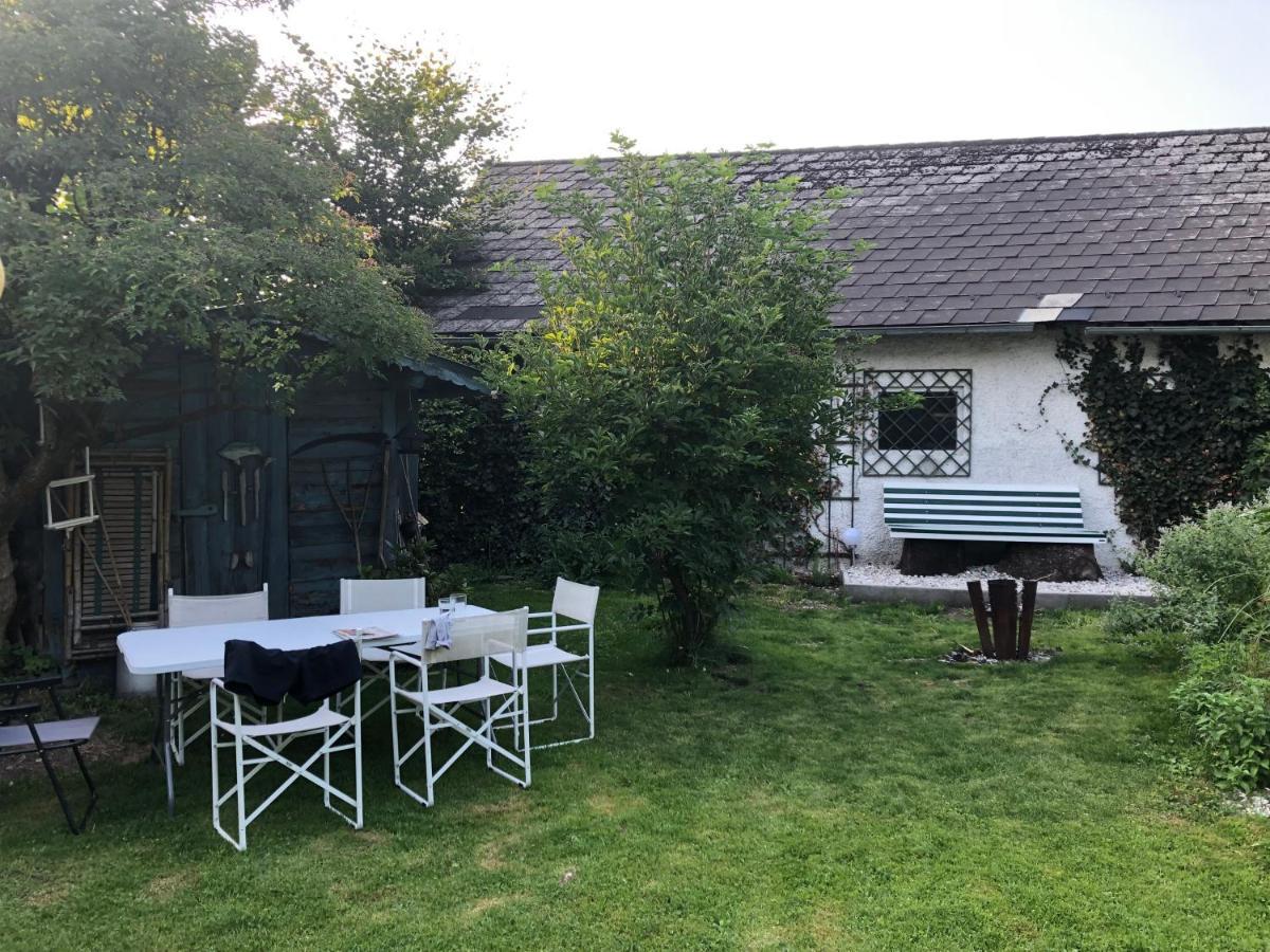 Haus Mit Sauna Und Privatem Badeteich In Anif Bei Salzburg Exterior foto
